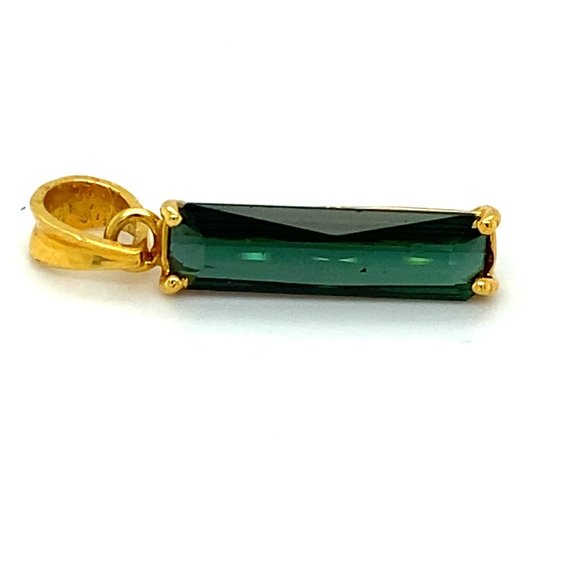 Green Tourmaline 3.25ct Solid 18K Gold Pendant